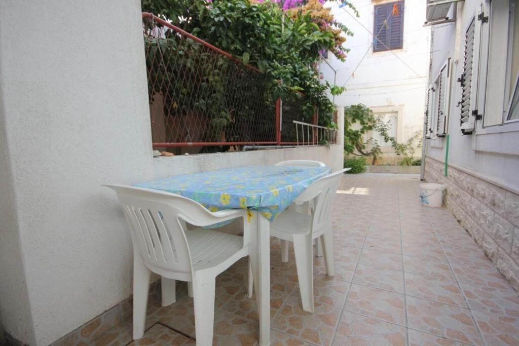 Apartments Zoki - Great Location Close To The Sea Vis Eksteriør billede